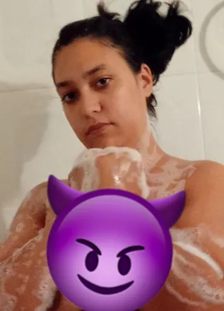 OnlyFans cuenta mamaloba97 header 2
