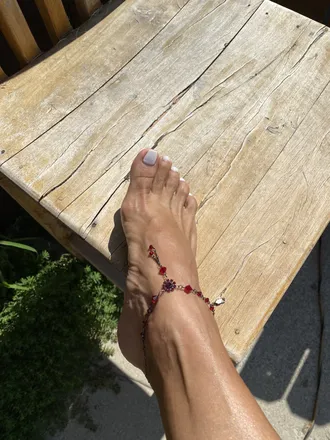 OnlyFans account  toecrack header 2