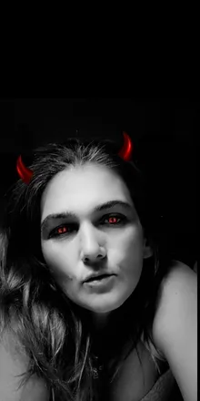 OnlyFans cuenta mariluvarnell header 2
