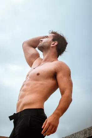 OnlyFans account  julianlutzen header 2