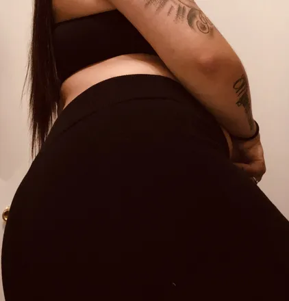 OnlyFans cuenta alyssaraeane header 2