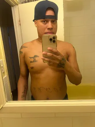 OnlyFans cuenta handsomek.i.n.g header 2