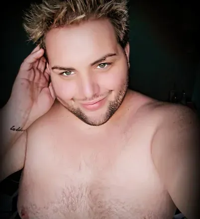OnlyFans cuenta omgmikeydidwhat avatar 1