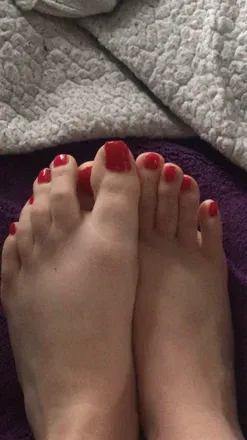 OnlyFans cuenta kindlittlefeet avatar 1