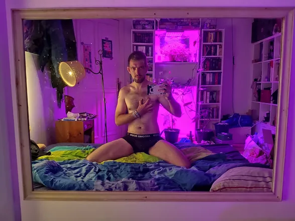 OnlyFans cuenta rainbowberlin header 2