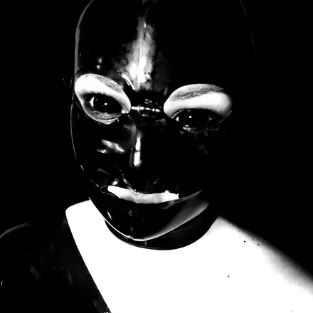 OnlyFans cuenta gothiccfetishbaby avatar 1