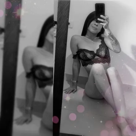 OnlyFans cuenta laurac18 header 2