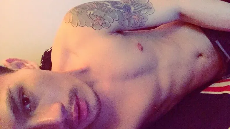 OnlyFans cuenta korn_bkk header 2