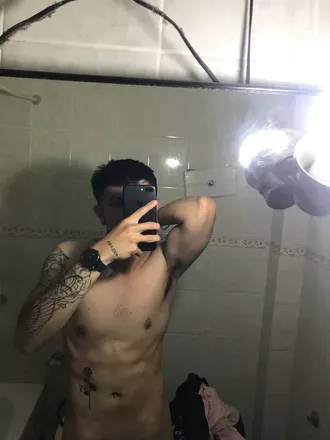 OnlyFans cuenta boyrodrigo header 2