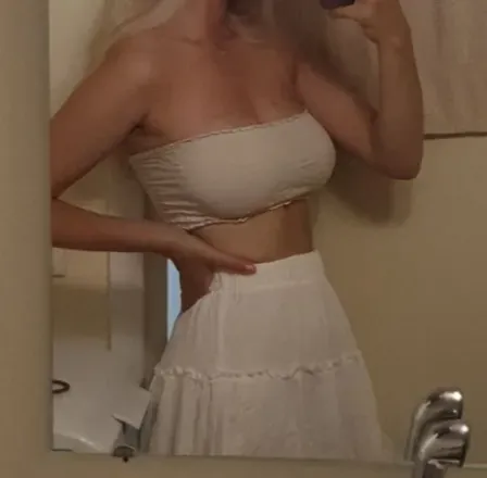 OnlyFans cuenta adelaideaurora avatar 1