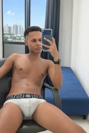 OnlyFans cuenta deminho header 2