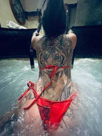 OnlyFans cuenta tattooedgymbabe header 2