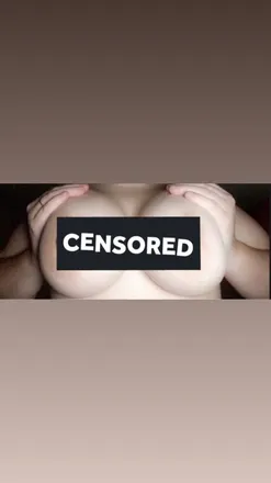 OnlyFans cuenta peachysecrets2 header 2