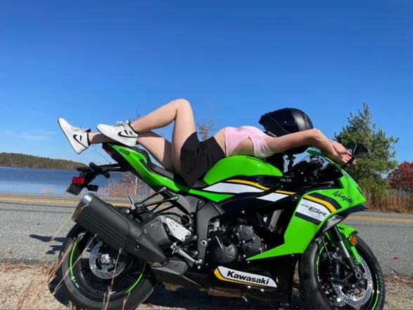 OnlyFans cuenta maskedpinkbaddie header 2