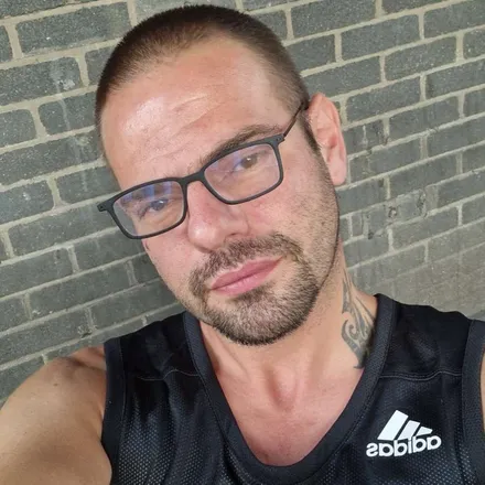 OnlyFans cuenta kyle_lucas_xxx header 2