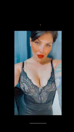 OnlyFans cuenta nickimarie01 avatar 1