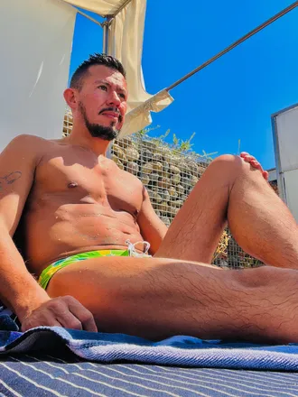 OnlyFans cuenta alejotravels header 2
