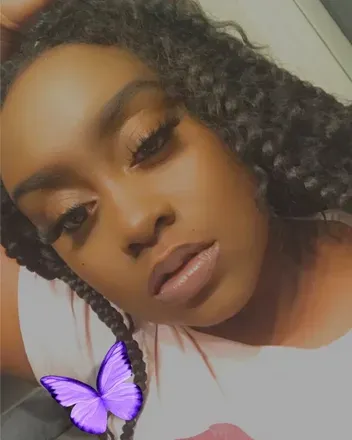 OnlyFans cuenta kayla_amour header 2