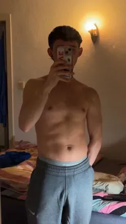 OnlyFans cuenta tomhh148270 avatar 1