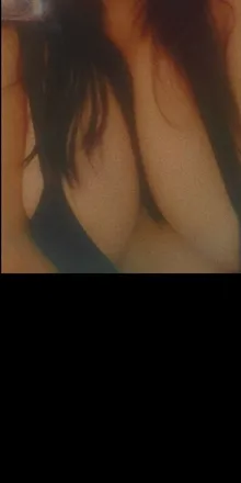 OnlyFans cuenta raine_33 header 2