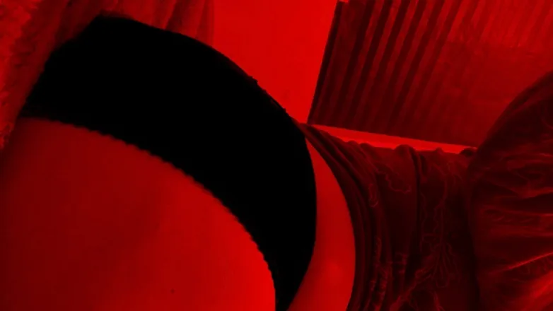 OnlyFans cuenta whoislev header 2