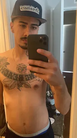 OnlyFans cuenta steventhemackdaddy avatar 1