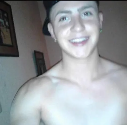 OnlyFans cuenta ivanzamora77 header 2