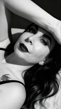OnlyFans cuenta lilymagnoliax avatar 1