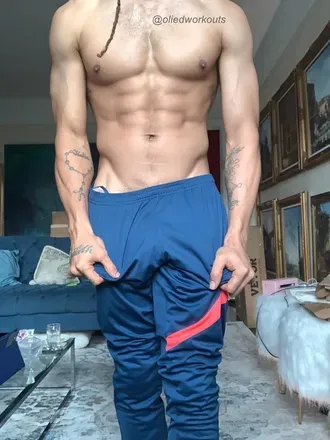 OnlyFans account  oiledworkouts avatar 1