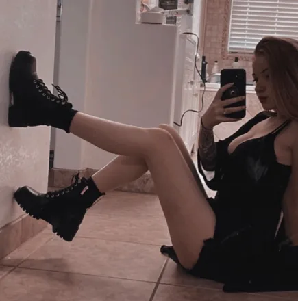 OnlyFans cuenta cherryc01 header 2