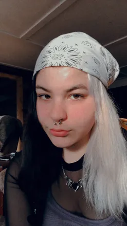 OnlyFans cuenta skunkbxtch header 2