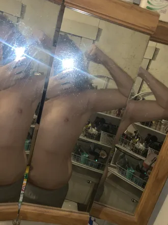 OnlyFans cuenta alessandroquinn header 2