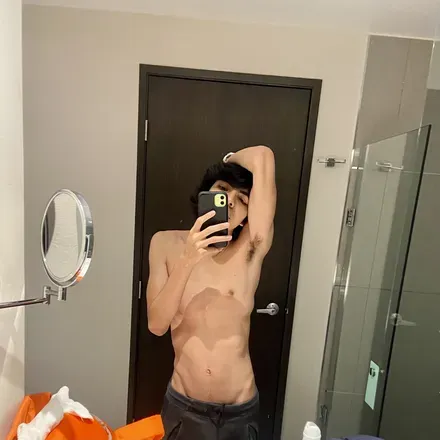 OnlyFans account  tommytwink19 avatar 1