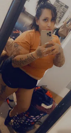 OnlyFans account  sweetlizzayye_nikole header 2