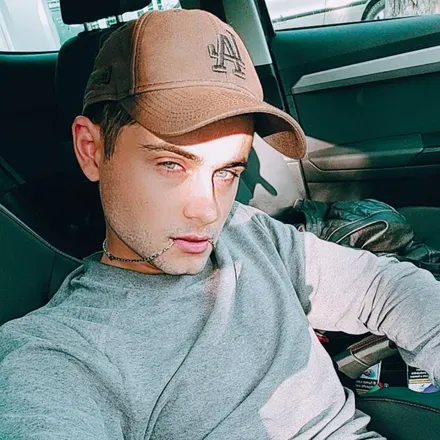 OnlyFans cuenta juliandoras avatar 1