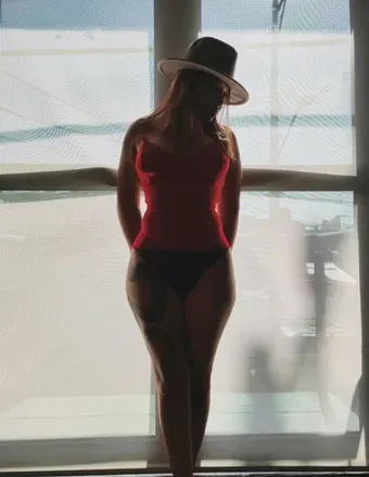 OnlyFans cuenta sheisvioleth header 2