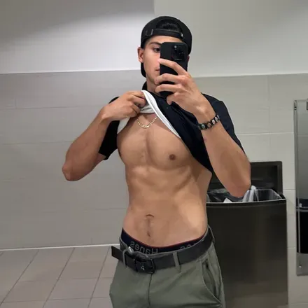 OnlyFans cuenta papichuloalex97 avatar 1