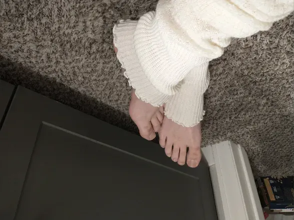 OnlyFans cuenta fancyfeetloverz header 2