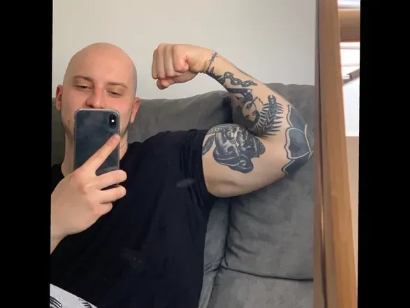 OnlyFans cuenta molotulo avatar 1