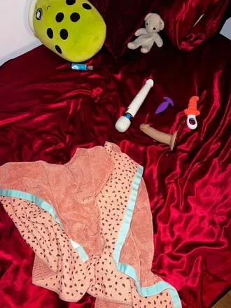 OnlyFans account  spookyradish header 2