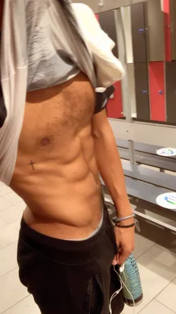 OnlyFans cuenta the.secret_boy header 2