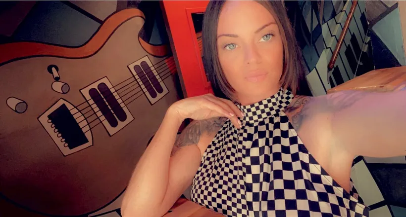OnlyFans cuenta helloclarise78 header 2