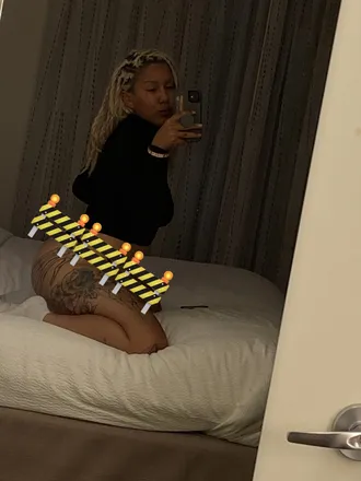 OnlyFans cuenta eszmeralda999 header 2