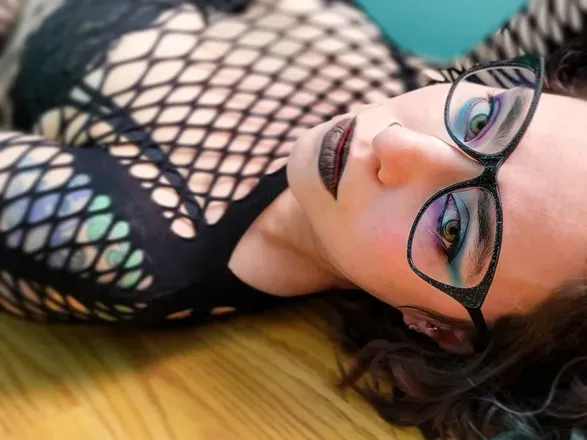 OnlyFans cuenta lil_miss_nik header 2