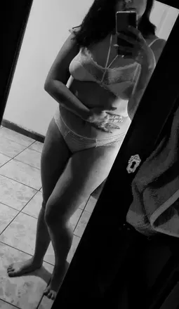 OnlyFans account  sexycurvpinkie avatar 1