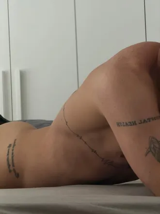 OnlyFans account  gregxes header 2