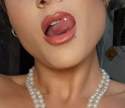 OnlyFans cuenta juicy.malvi_tease avatar 1
