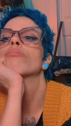 OnlyFans account  feewix avatar 1