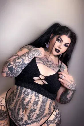 OnlyFans cuenta hilli_xx avatar 1