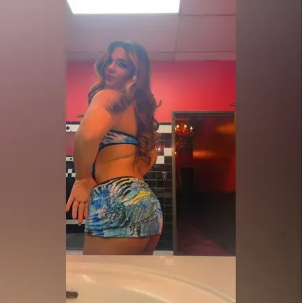 OnlyFans cuenta sexylatina512 avatar 1